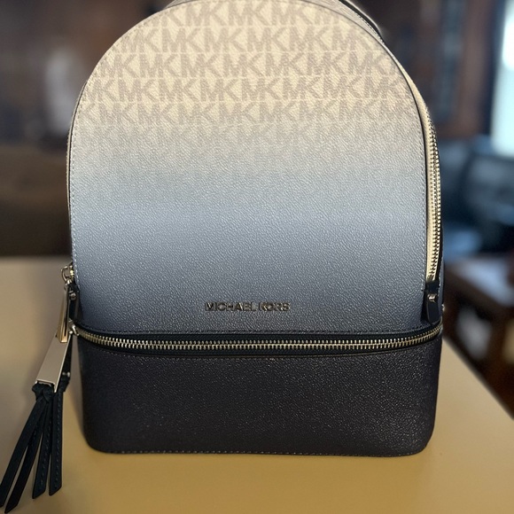 Brand new MK Ombré backpack - Picture 8 of 8